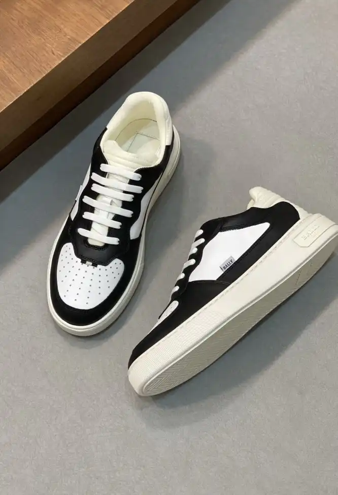 hype Burberry Sneakers