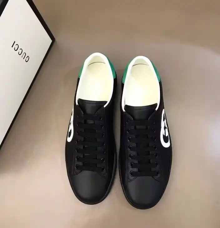 hype Gucci Sneakers