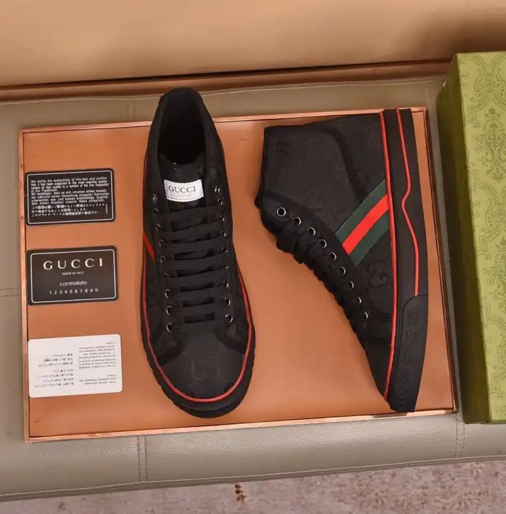 hype Gucci Sneakers