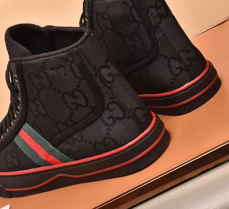 hype Gucci Sneakers