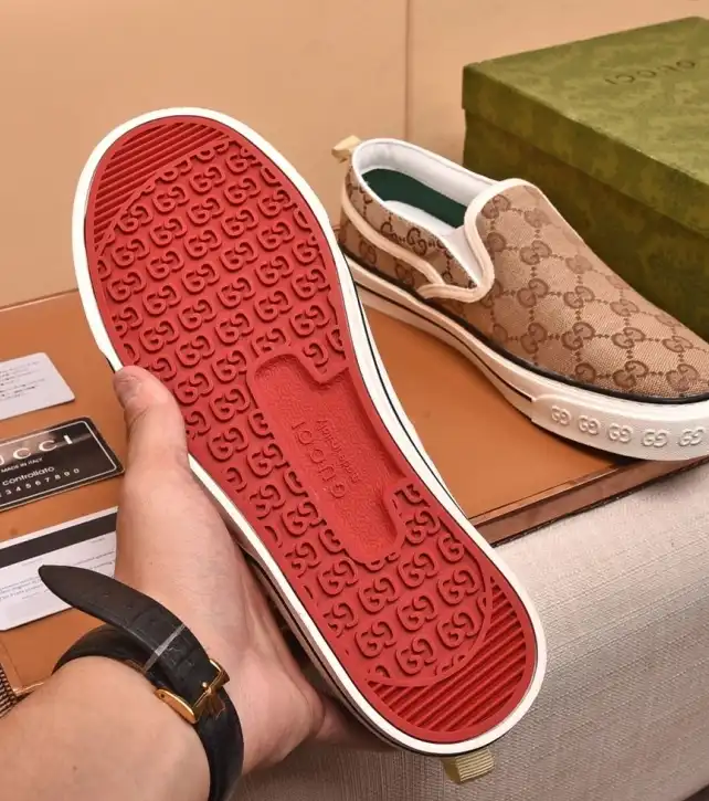 hype Gucci Sneakers