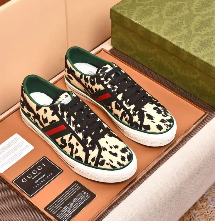 hype Gucci Sneakers