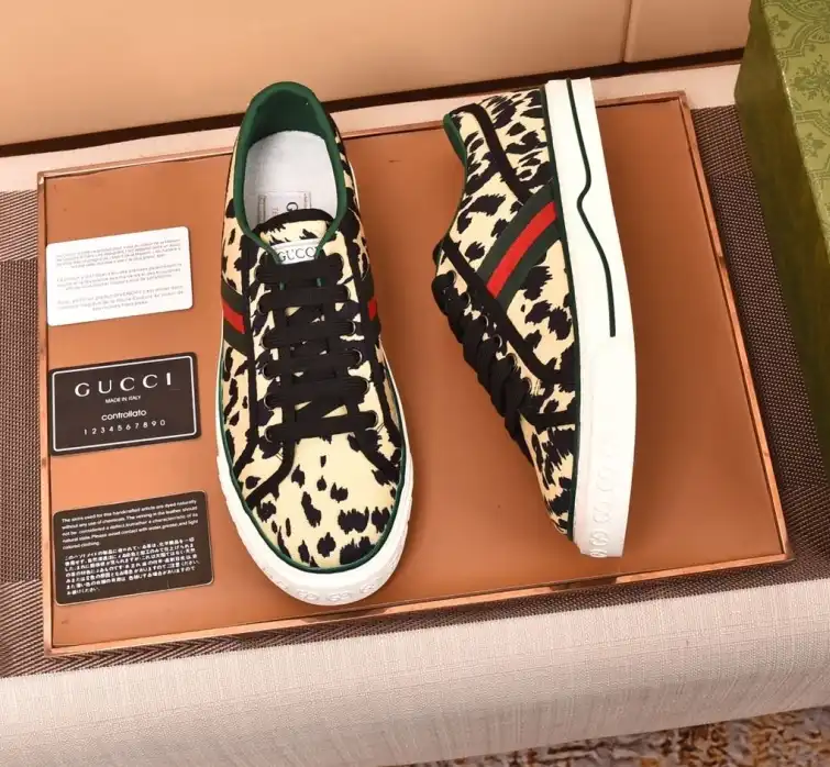 hype Gucci Sneakers