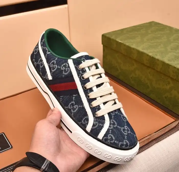 hype Gucci Sneakers