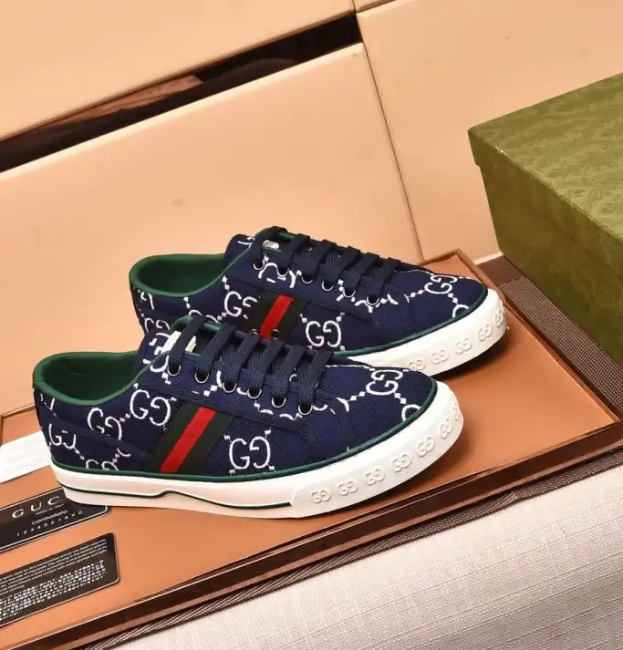 hype Gucci Sneakers