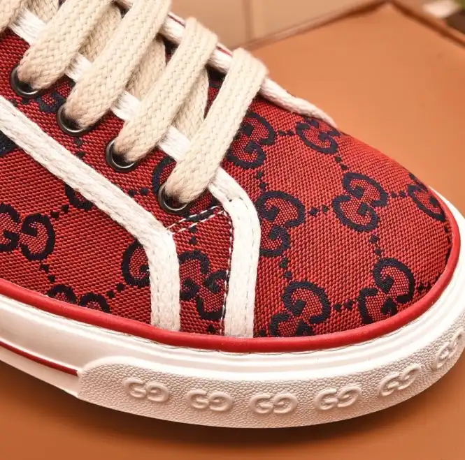 hype Gucci Sneakers