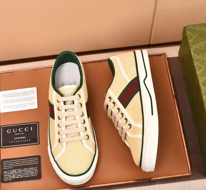 hype Gucci Sneakers