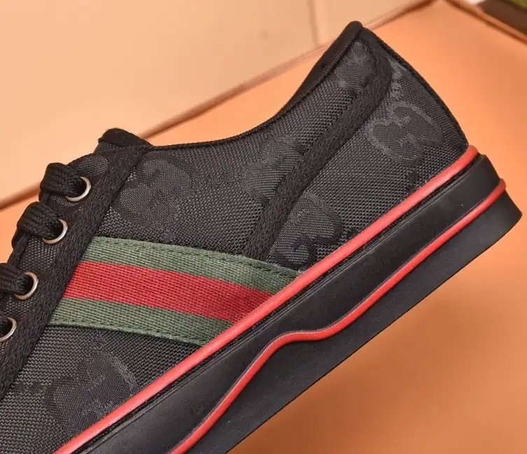 hype Gucci Sneakers