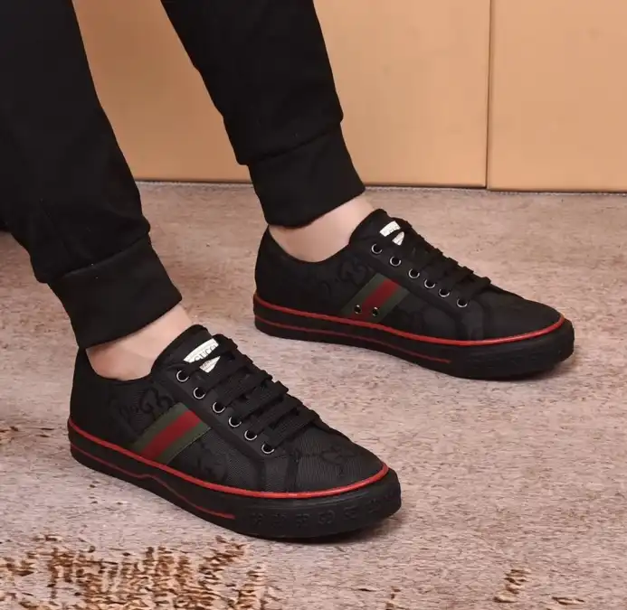 hype Gucci Sneakers