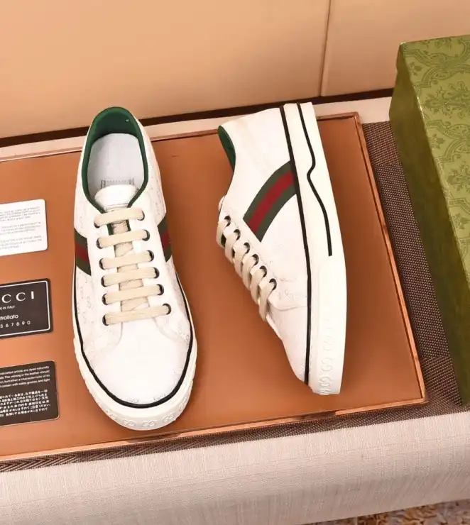 hype Gucci Sneakers