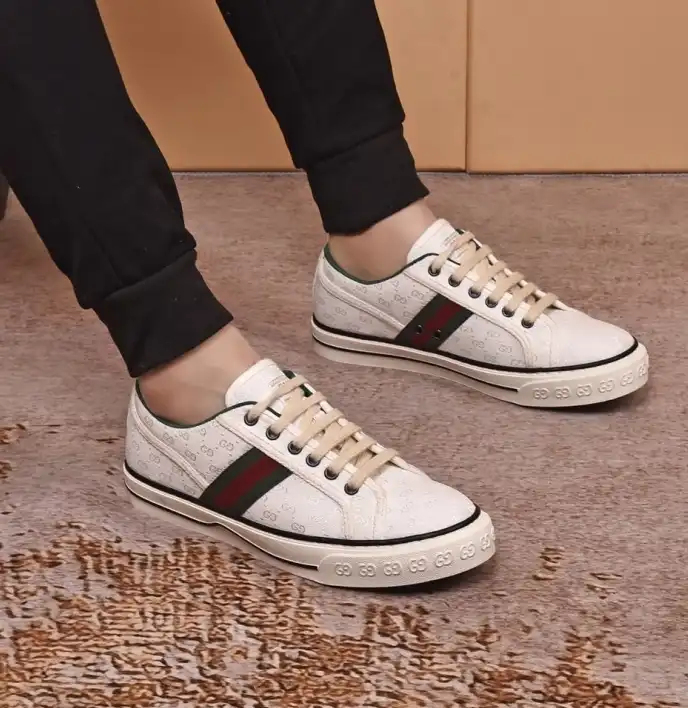 hype Gucci Sneakers