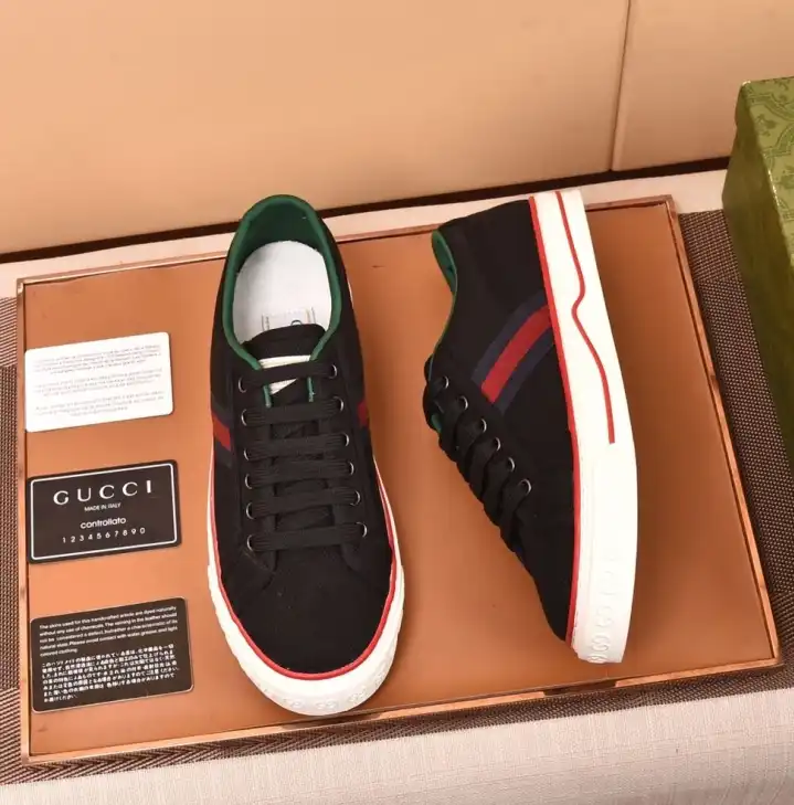 hype Gucci Sneakers