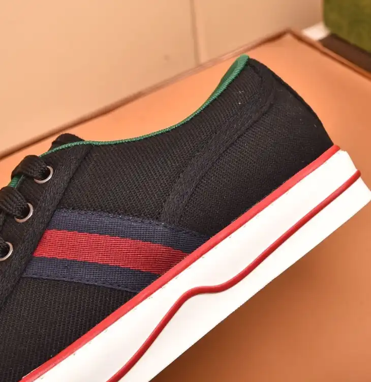 hype Gucci Sneakers