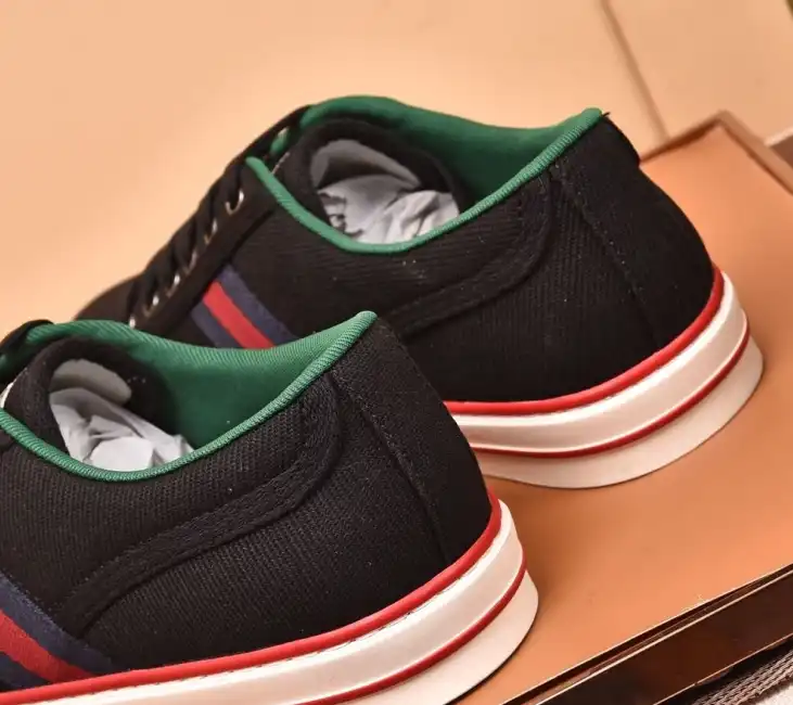 hype Gucci Sneakers