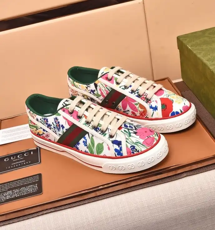 hype Gucci Sneakers