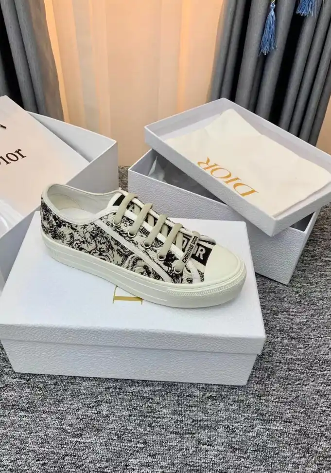 hype Christian Dior Sneakers