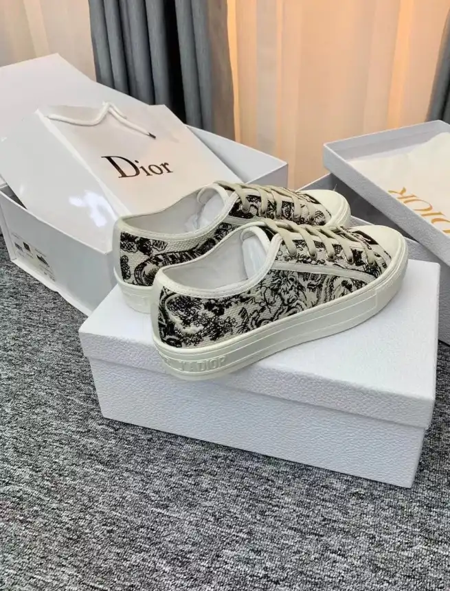 hype Christian Dior Sneakers