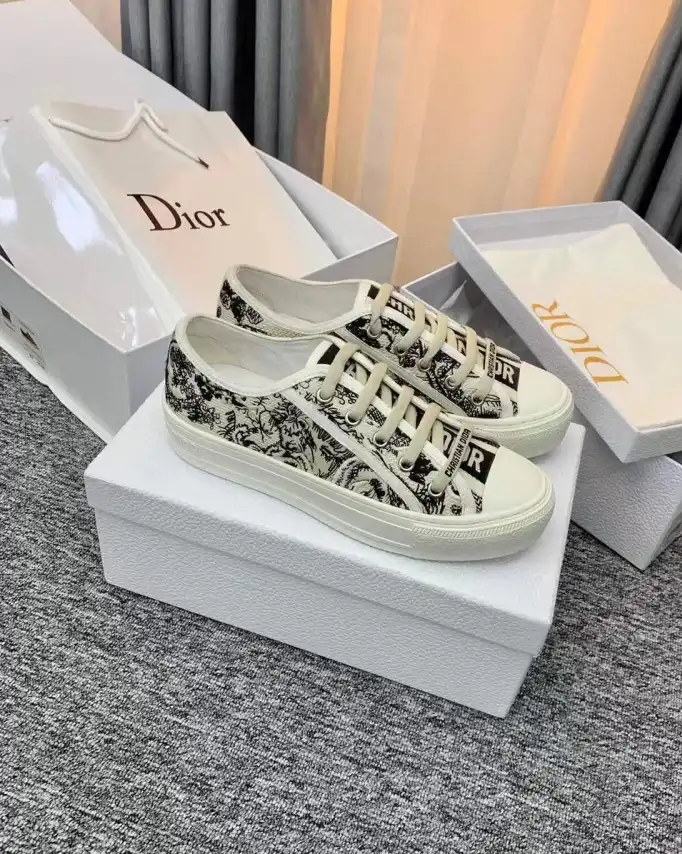 hype Christian Dior Sneakers