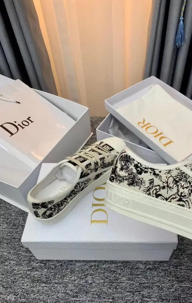 hype Christian Dior Sneakers