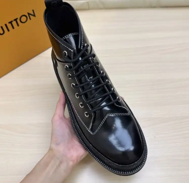 hype Louis Vuitton Sneakers