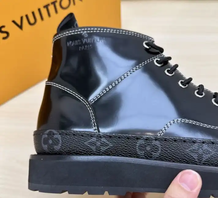 hype Louis Vuitton Sneakers