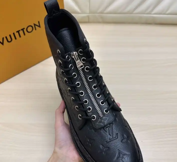 hype Louis Vuitton Sneakers