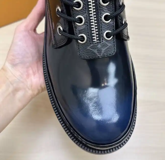 hype Louis Vuitton Sneakers