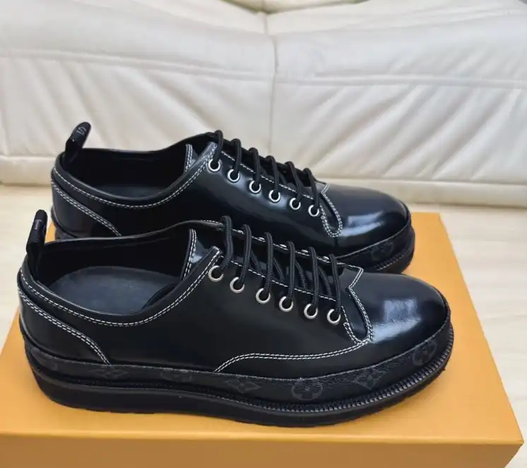 hype Louis Vuitton Sneakers