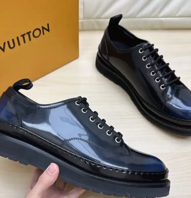 hype Louis Vuitton Sneakers