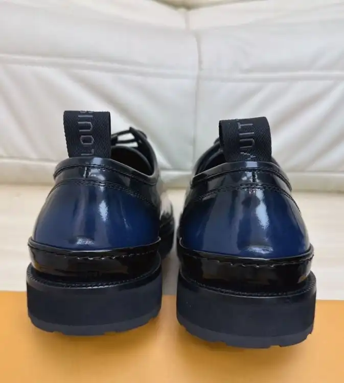 hype Louis Vuitton Sneakers