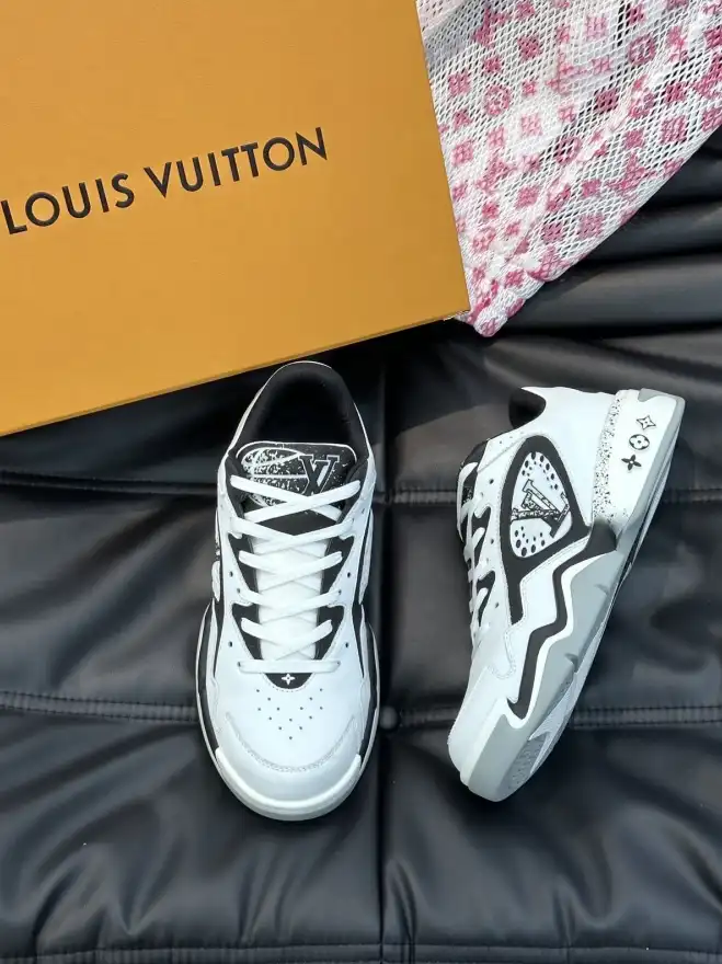 hype Louis Vuitton Sneakers