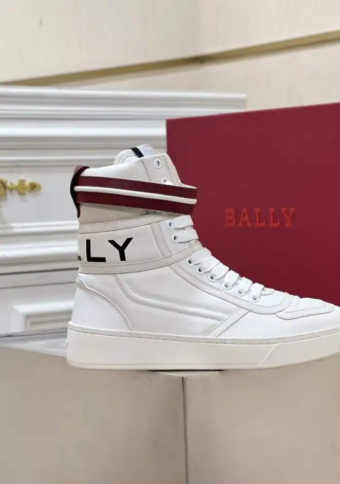 hype Burberry Sneakers