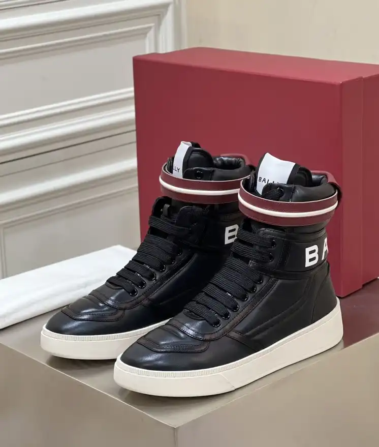 hype Burberry Sneakers