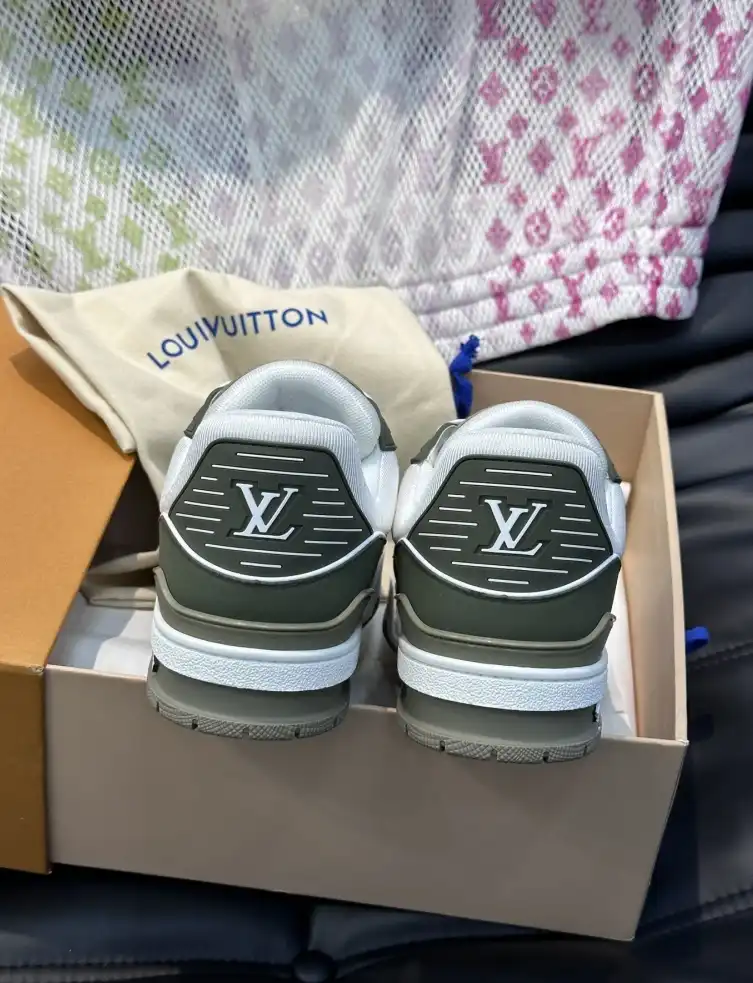 hype Louis Vuitton Sneakers