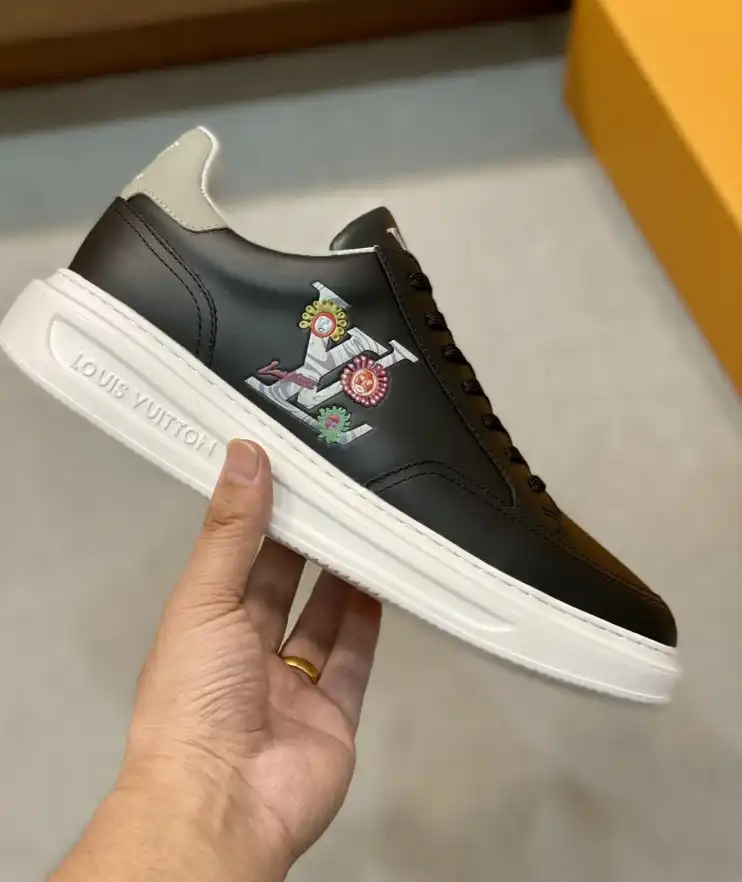 hype Louis Vuitton Sneakers