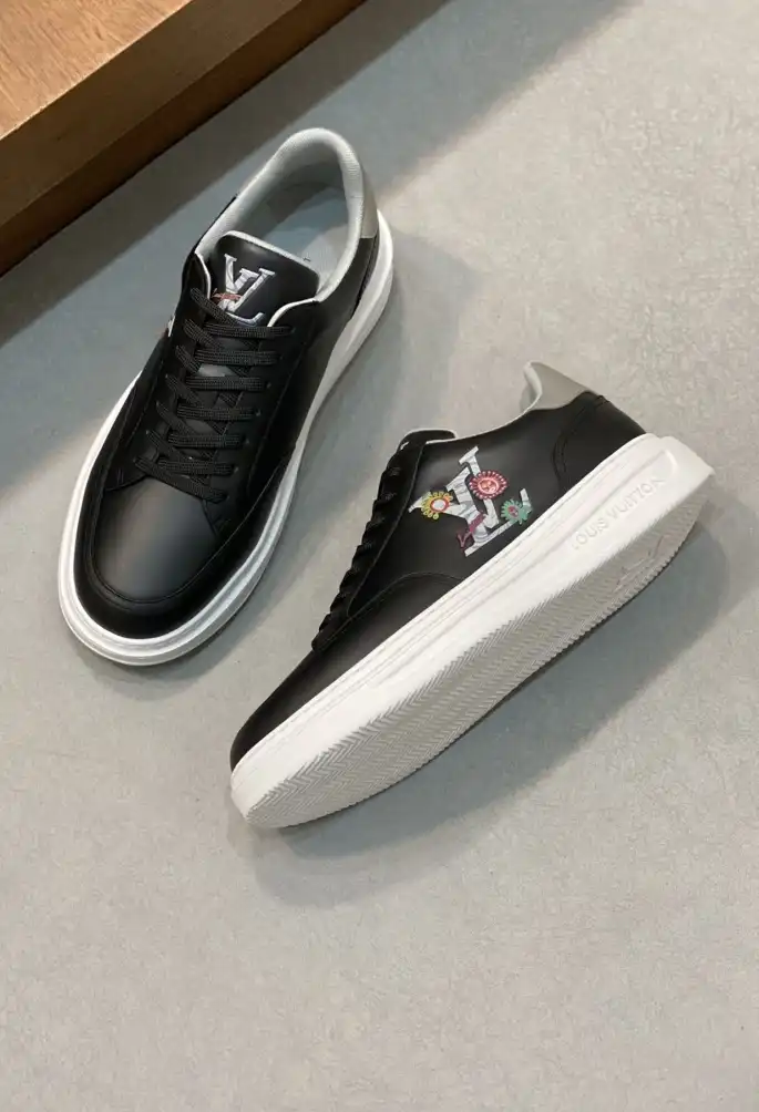 hype Louis Vuitton Sneakers