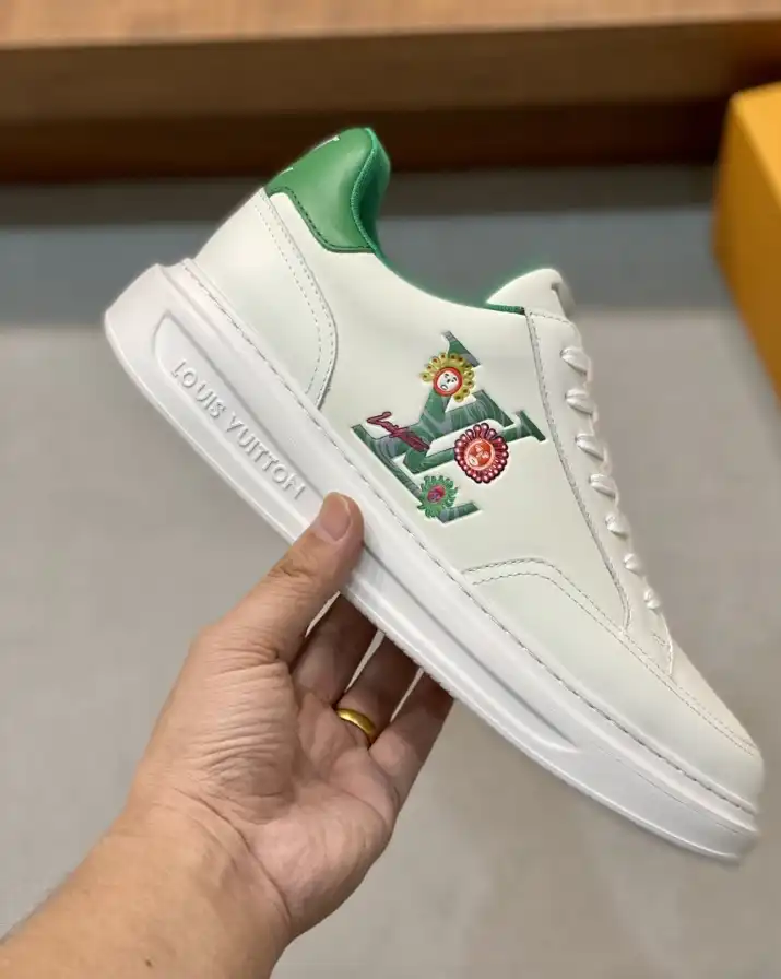 hype Louis Vuitton Sneakers