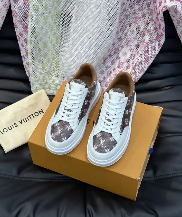 hype Louis Vuitton Sneakers