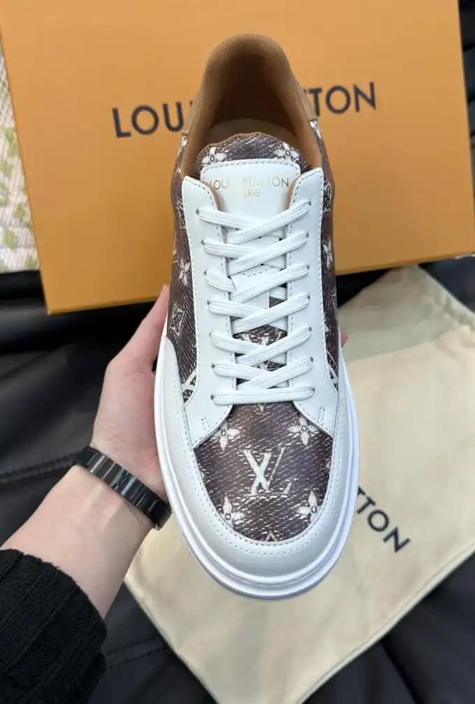 hype Louis Vuitton Sneakers