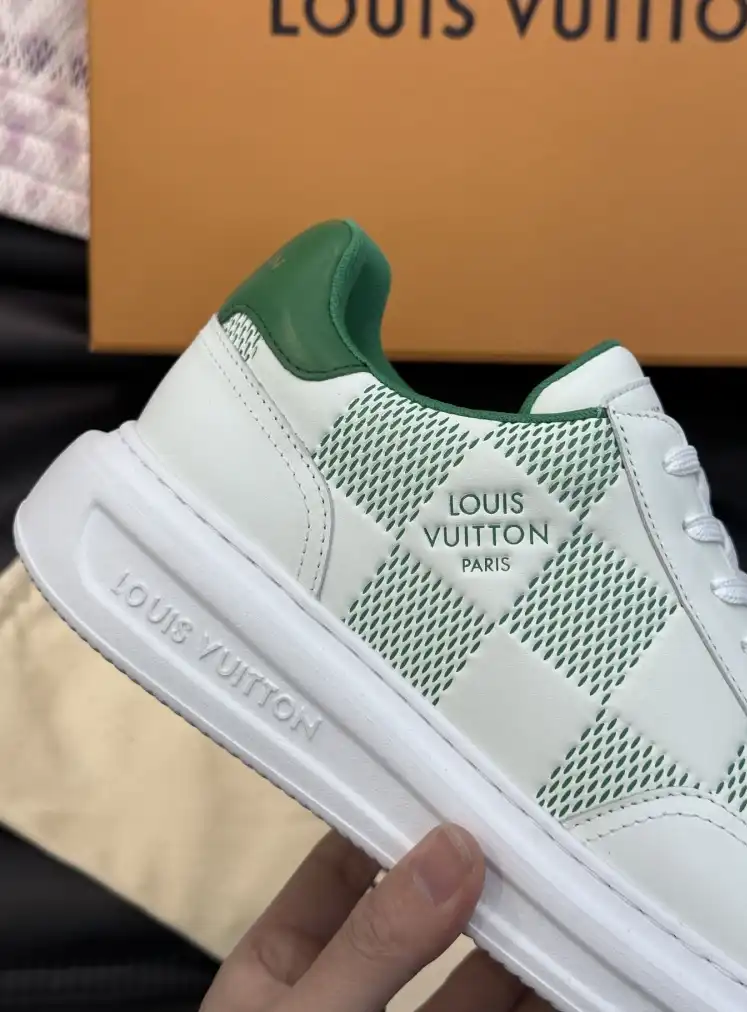 hype Louis Vuitton Sneakers