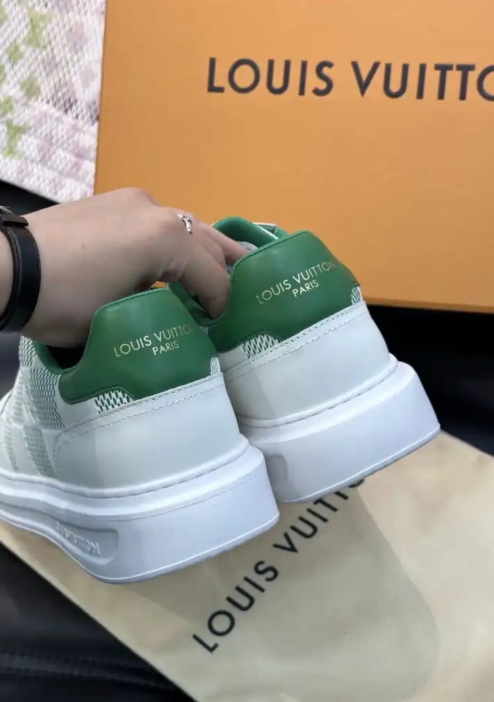 hype Louis Vuitton Sneakers