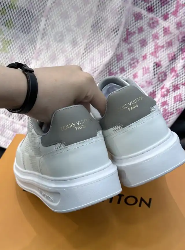 hype Louis Vuitton Sneakers