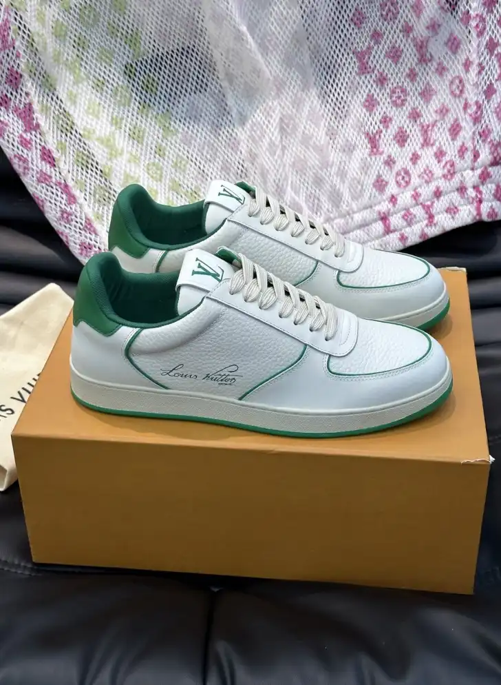 hype Louis Vuitton Sneakers