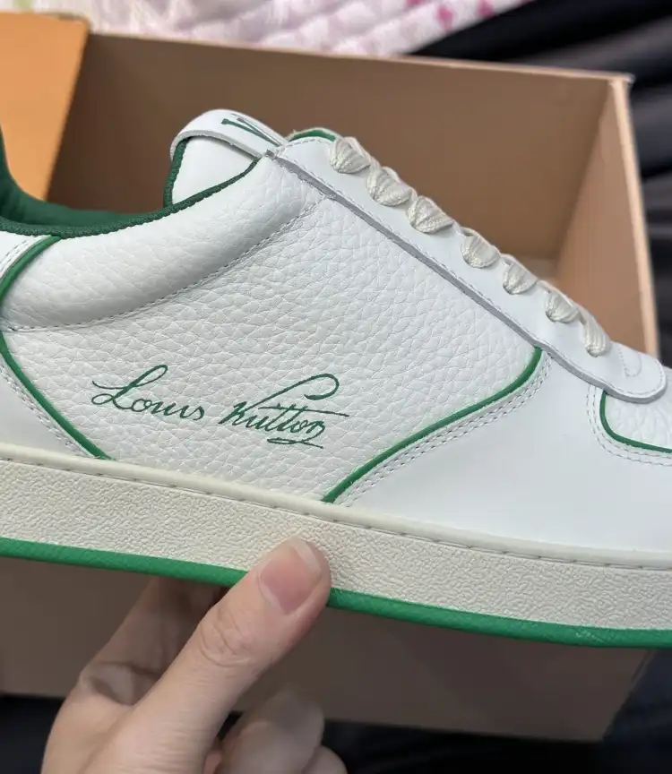 hype Louis Vuitton Sneakers