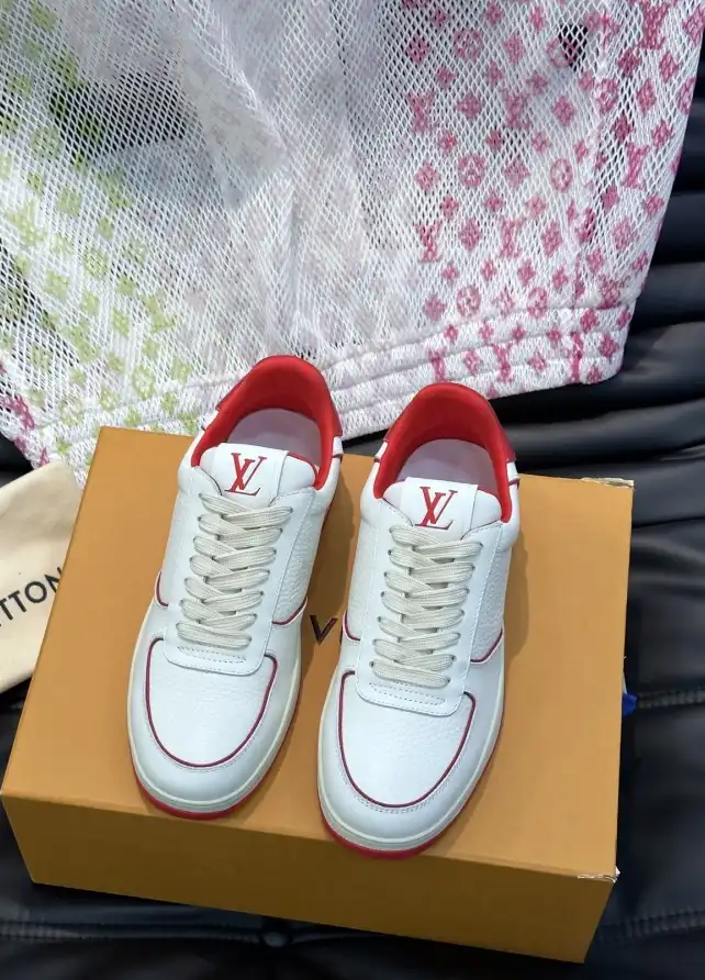 hype Louis Vuitton Sneakers