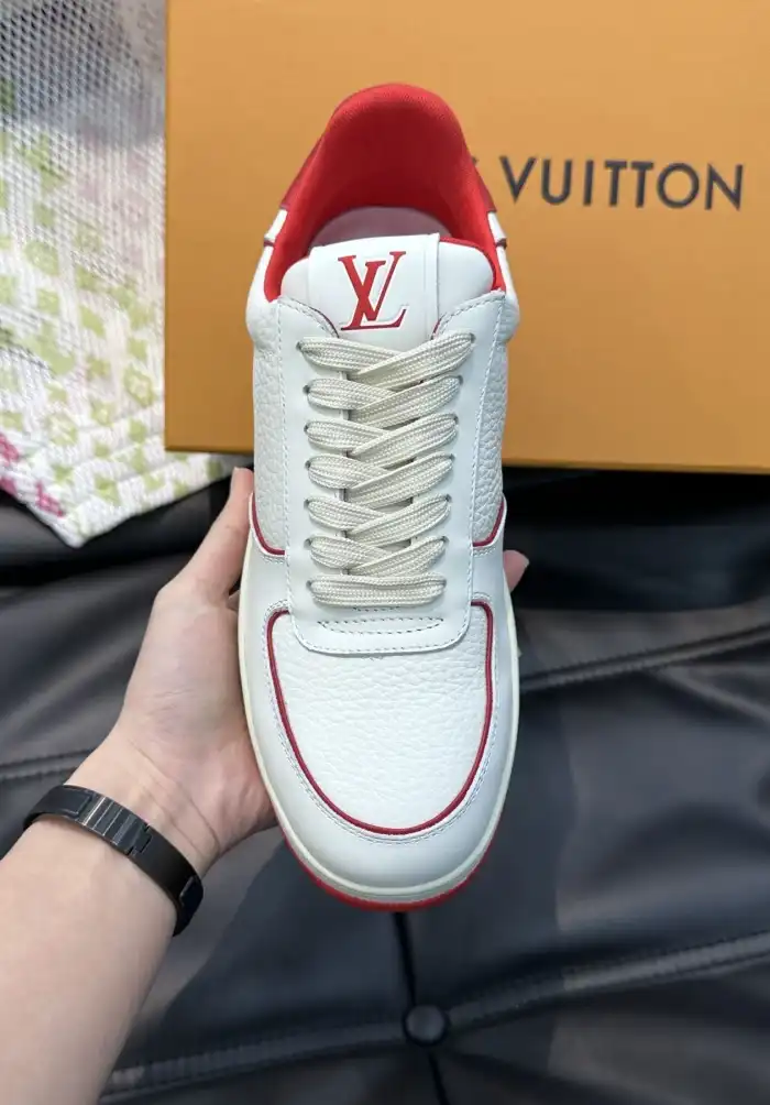 hype Louis Vuitton Sneakers