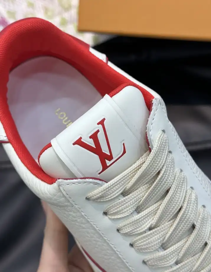 hype Louis Vuitton Sneakers