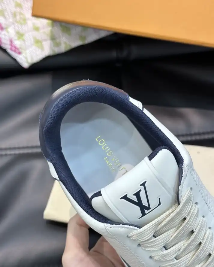 hype Louis Vuitton Sneakers