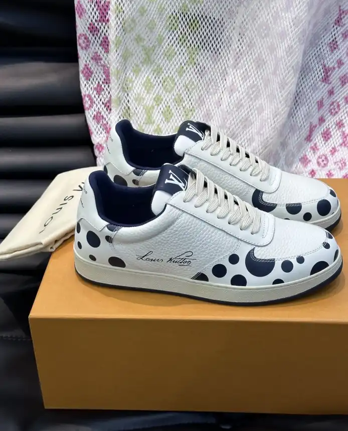 hype Louis Vuitton Sneakers