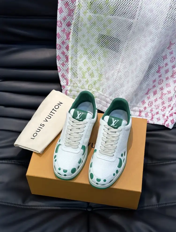 hype Louis Vuitton Sneakers